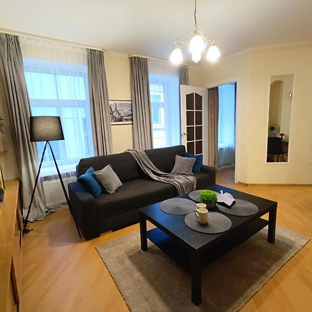 Two Bedroom Apartment In Old Town, Up To 6 Guests Рига Екстериор снимка
