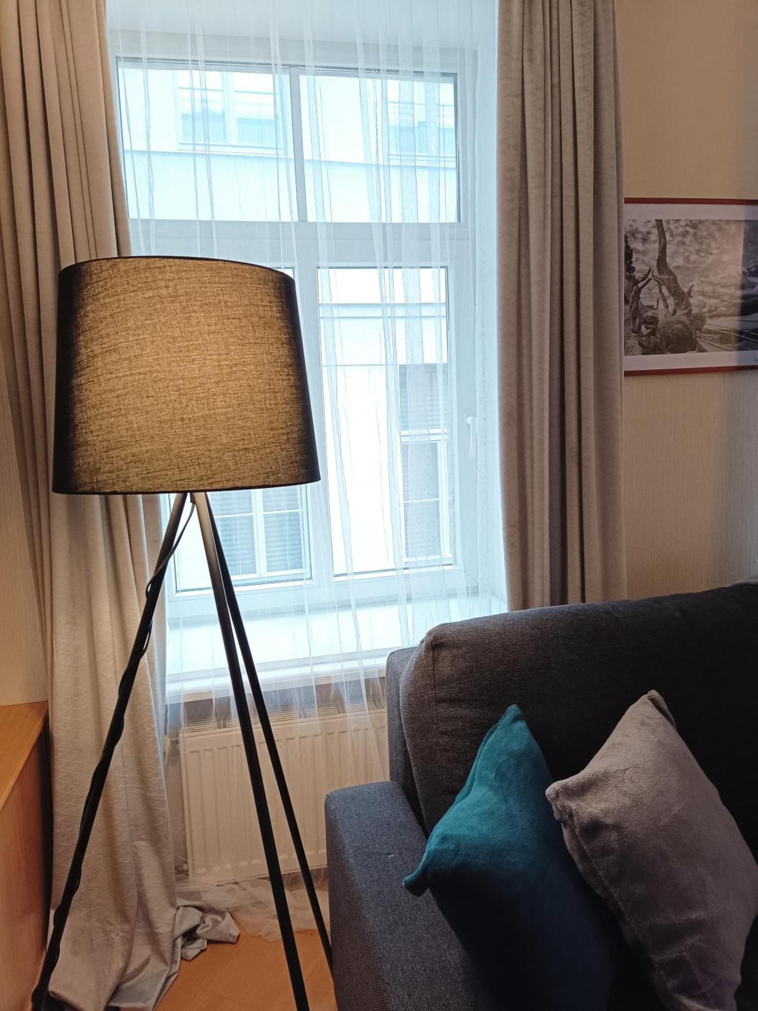 Two Bedroom Apartment In Old Town, Up To 6 Guests Рига Екстериор снимка